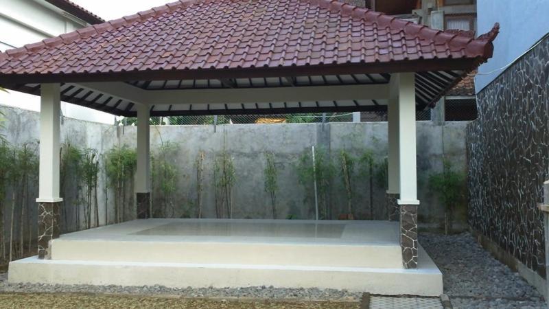 Urbanview Hotel Wayan Mansion Denpasar Exteriör bild